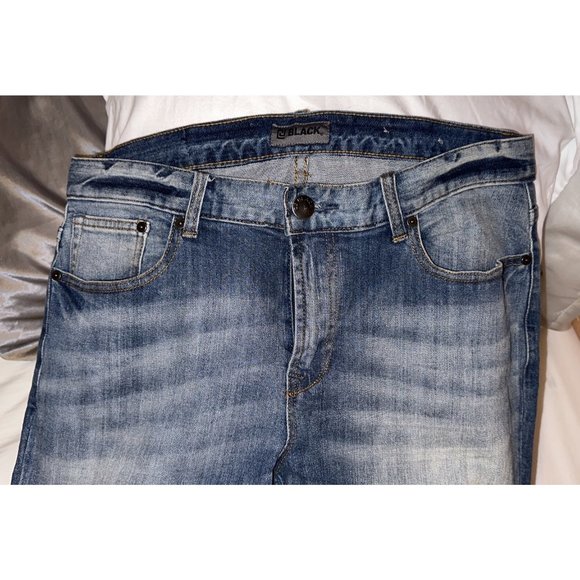 Jeans - Picture 1 of 6